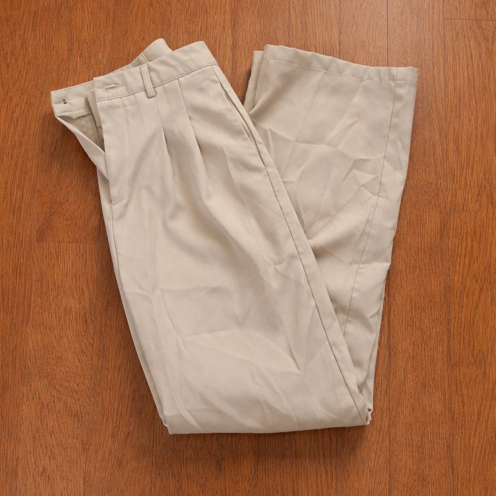 Shein | Dazy Highwaisted Straight Leg Khaki Trousers